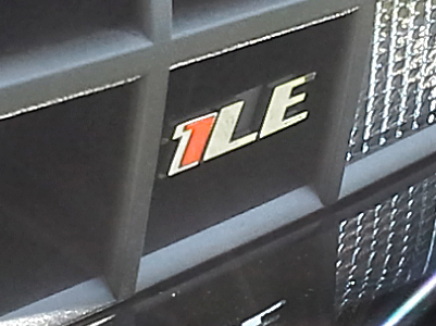 custom 1LE  camaro emblems